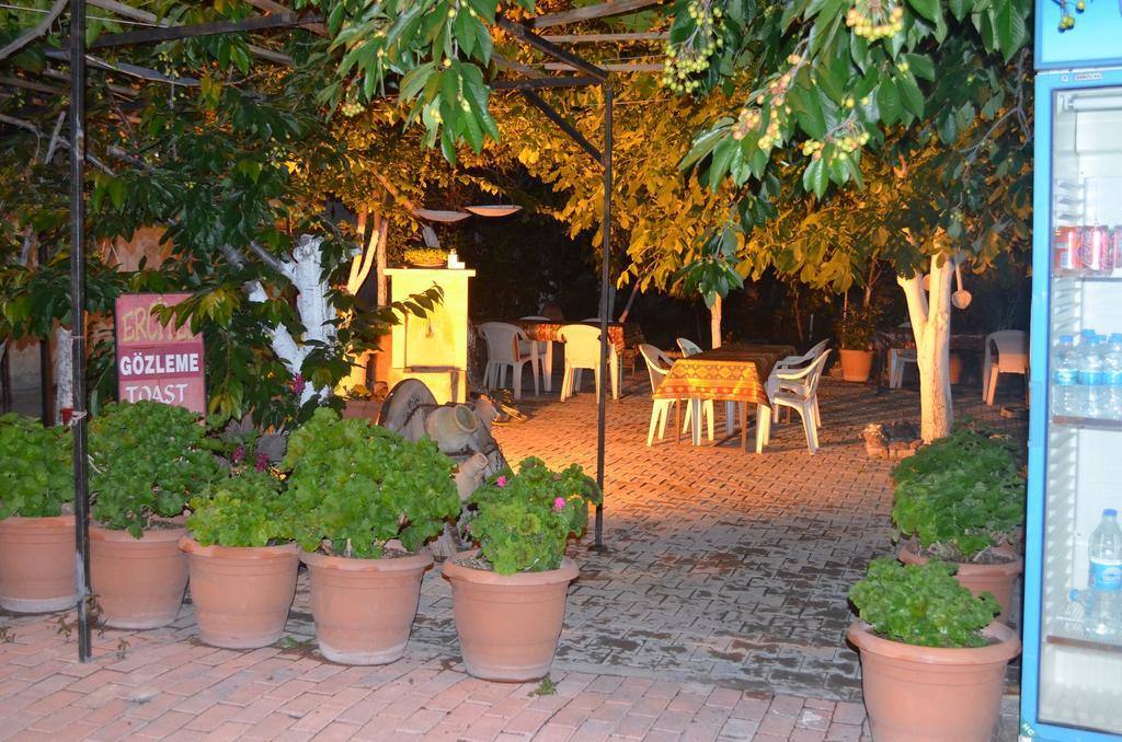 Erciyes Stone Hotel Uchisar Exterior photo